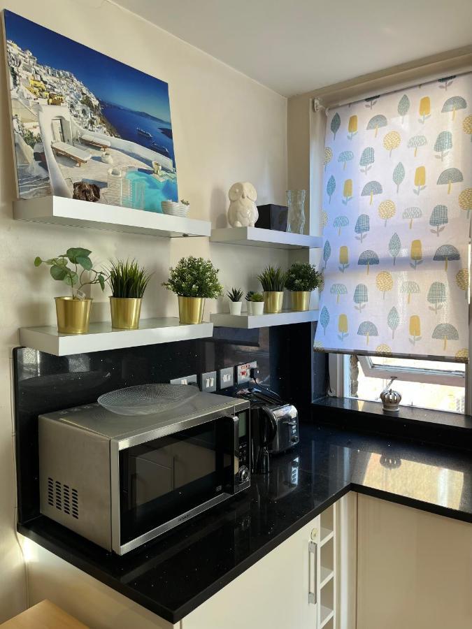 Stunning 1 Bedroom In Stunning Location - Mayfair Area Apartament