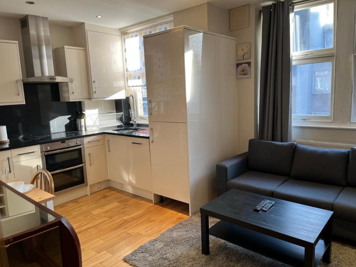 Stunning 1 Bedroom In Stunning Location - Mayfair Area * Londra