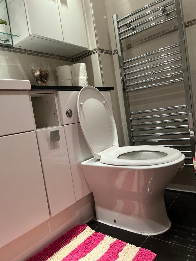 Stunning 1 Bedroom In Stunning Location - Mayfair Area Apartament Londra