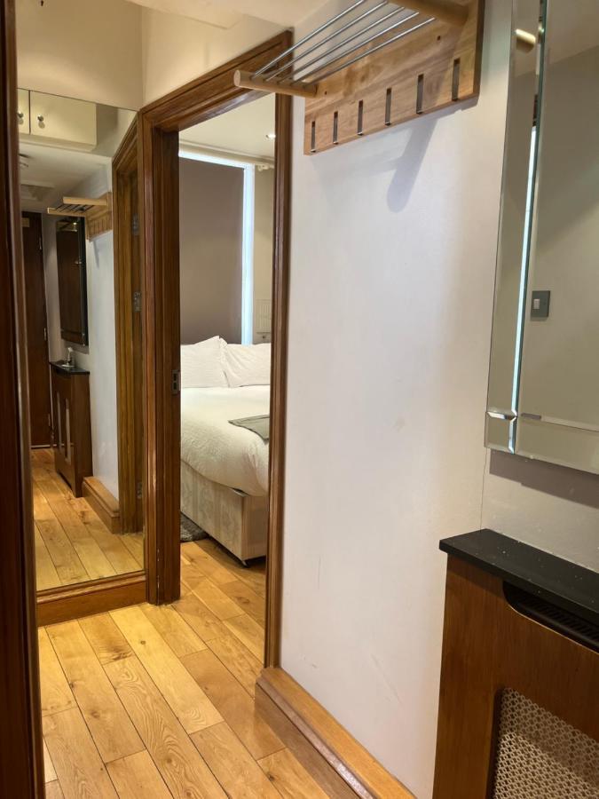 Stunning 1 Bedroom In Stunning Location - Mayfair Area Apartament
